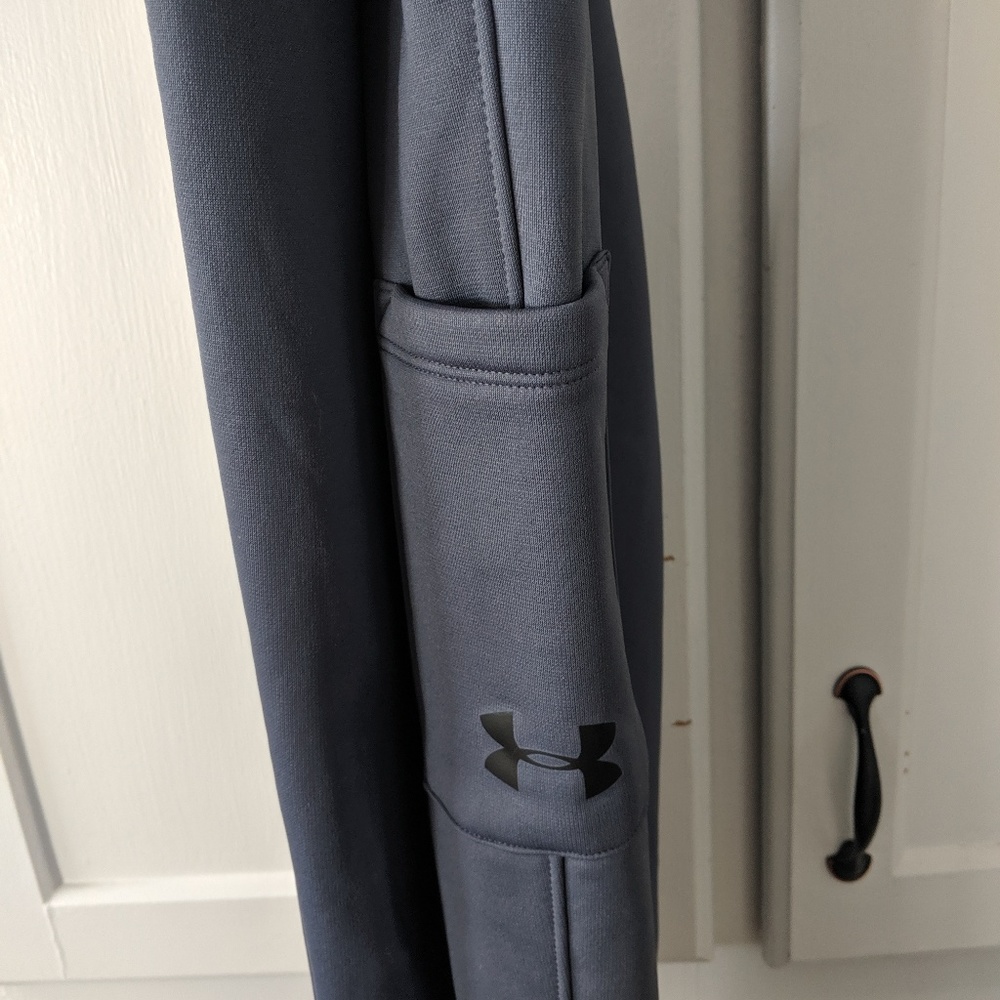 YXL Under Armour Pants - Picture 3 of 4